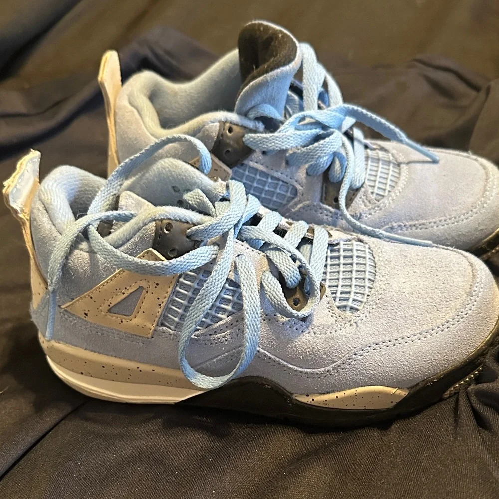 Jordan Kids Light Blue Sneakers - Picture 5 of 7
